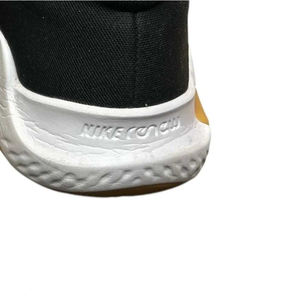 Nike Men's Basketball Sneakers Black Mid Top Athletic‎ 13